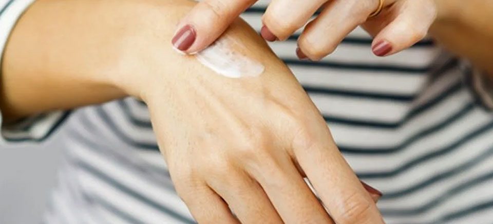 بخیه زیبایی در عملهای جراحی مختلف باعث بهبود ترمیم زخم و کاهش جای بخیه میشود.